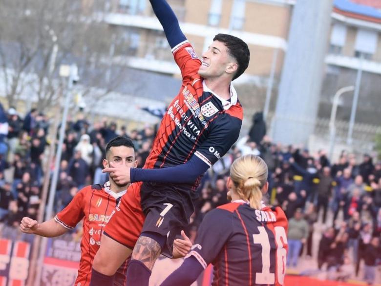 Lorenzo Di Stefano, attaccante, Torres