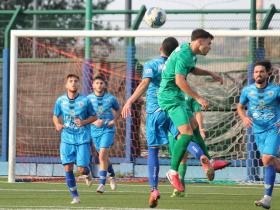 Mattia Delogu, centrocampista, Sant'Elena