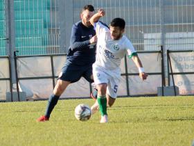 Andrea Corda, centrocampista, Nuorese