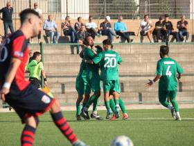 Mauro Ragatzu, attaccante, Sant'Elena