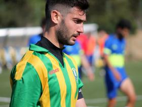 Nicola Lazzaro, attaccante, Verde Isola